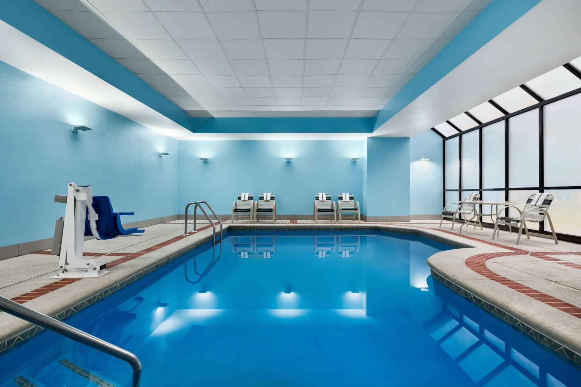 La Quinta By Wyndham Newark - Elkton Hotel Ngoại thất bức ảnh