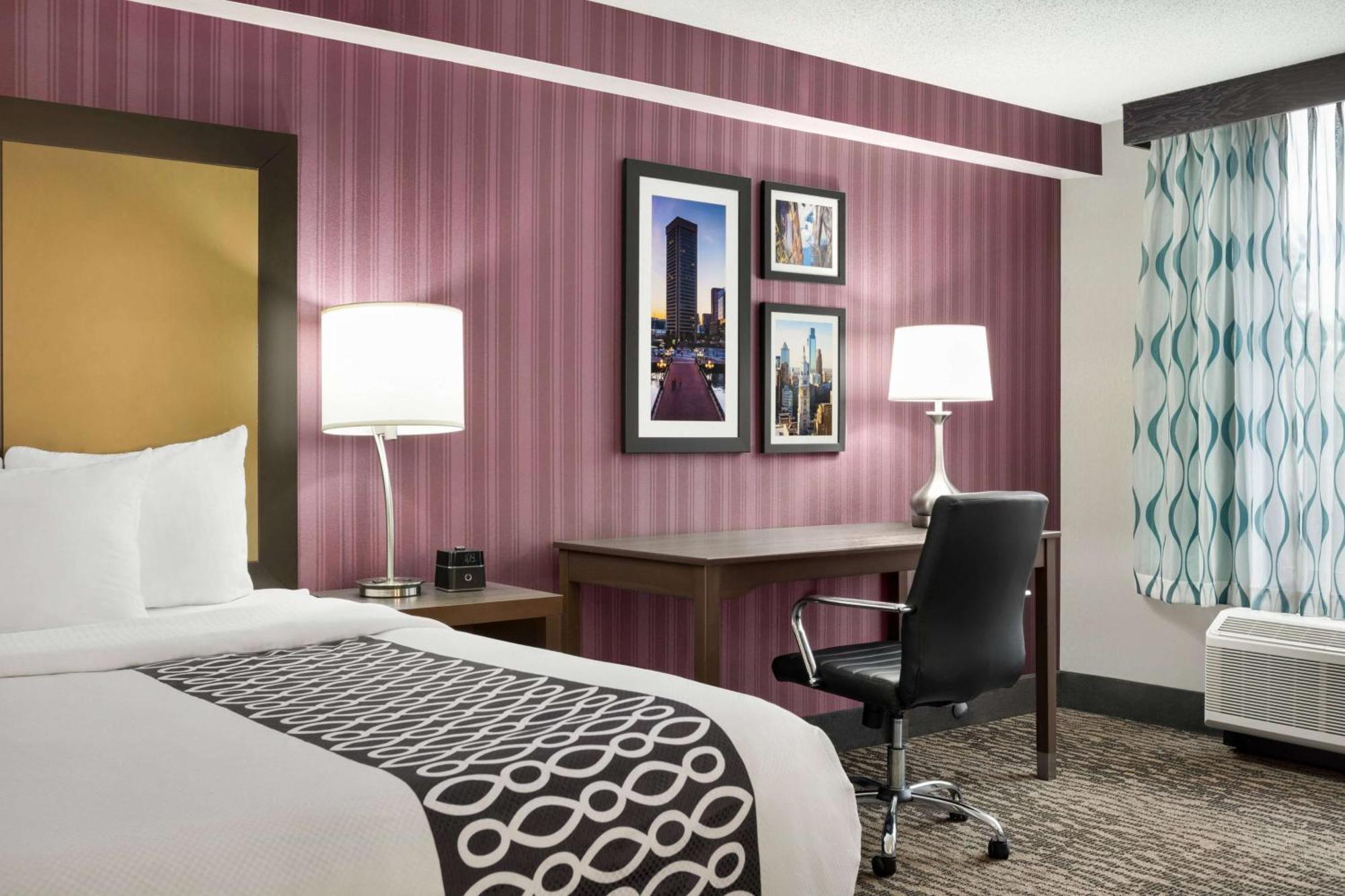La Quinta By Wyndham Newark - Elkton Hotel Ngoại thất bức ảnh